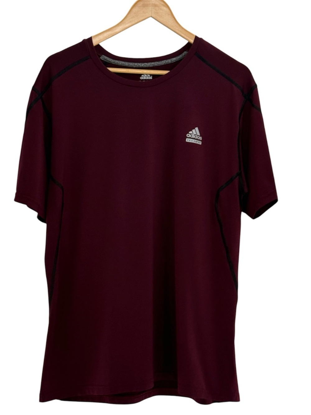 Adidas TechFit Climalite Performance Shirt XL Burgundy Short Sleeve Athletic Gym